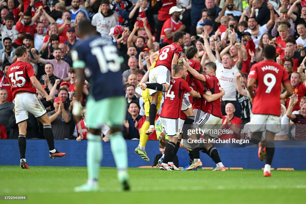 Manchester United v Brentford FC - Premier League