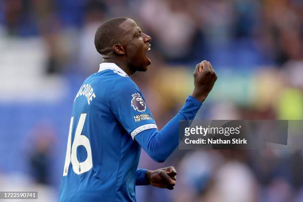 Abdoulaye Doucoure of Everton celebrates following the team's victory during the Premier League match between Everton FC and AFC Bournemouth at...