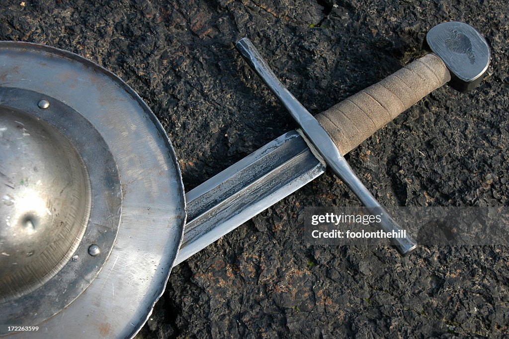 Épée et bouclier