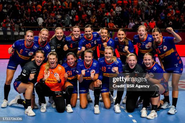 Goalkeeper Rinka Duijndam of the Netherlands, Goalkeeper Tess Lieder of the Netherlands, Goalkeeper Yara ten Holte of the Netherlands, Alieke van...