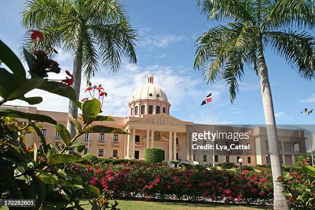 nationalpalast santo domingo - santo domingo dominikanische republik stock-fotos und bilder