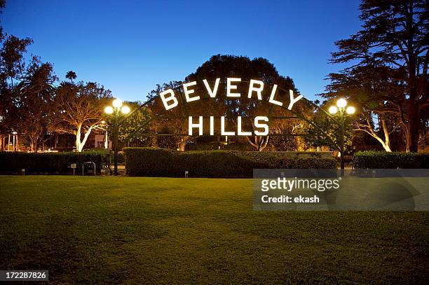 beverly hills sign in california - beverly hills stockfoto's en -beelden