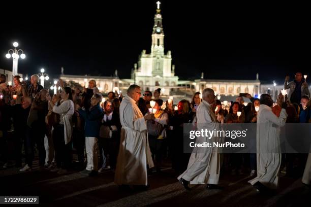 Procession Candle 69 Photos & High Res Pictures - Getty Images