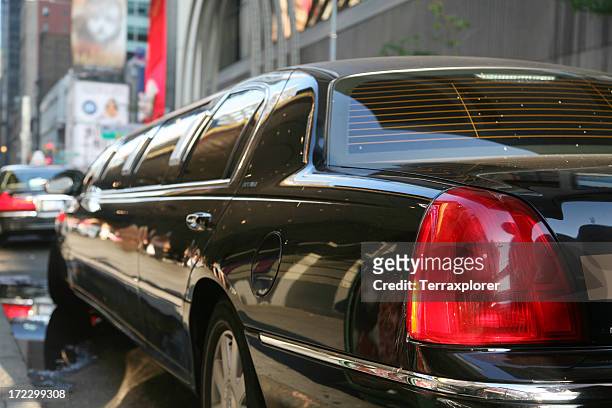 limousine on street, close-up - limo stockfoto's en -beelden