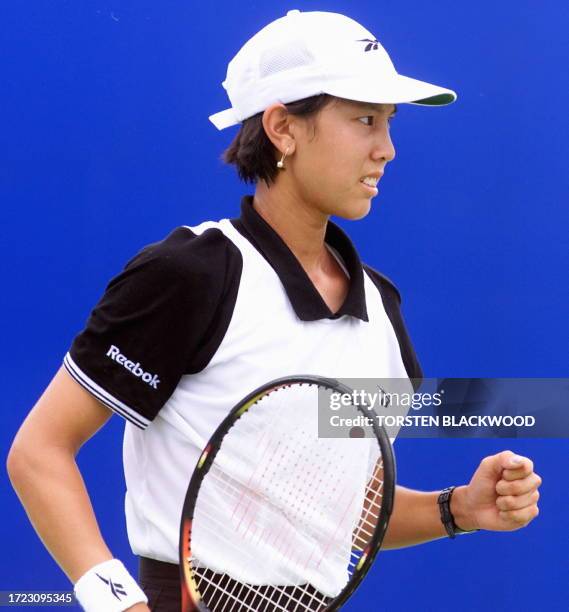 Janet Lee of Taiwan celebrates after defeating Samantha Reeves of the US in the second round of the 1999 Australian Open in Melbourne 21 January. Lee...