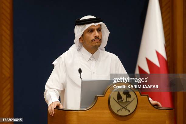 Qatar's Prime Minister and Foreign Minister Mohammed bin Abdulrahman Al Thani and the US Secretary of State give a statement following their meeting...