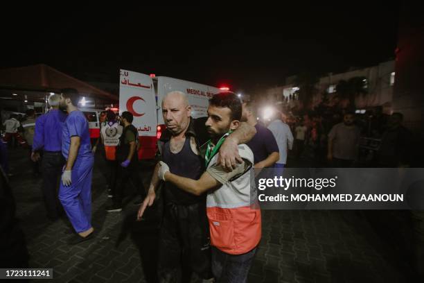 Gaza, Palestine. . Amidst the fifth consecutive day of intense battles between Israel and the Hamas movement, a Red Crescent emergency responder...