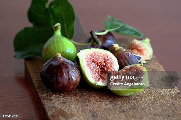 figos ainda vida - figo imagens e fotografias de stock