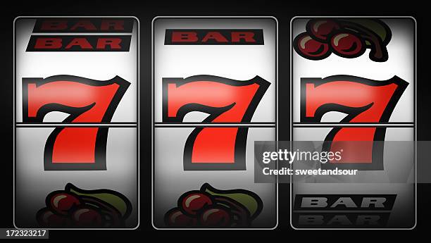 gagnant 777 slot machine - 777 jackpot photos et images de collection