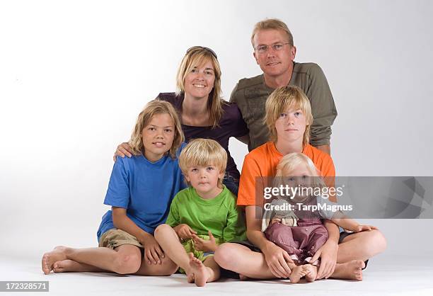 happy family - tarpmagnus stockfoto's en -beelden