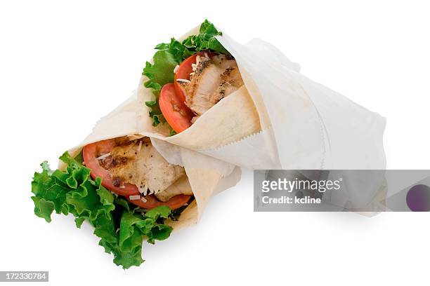 gegrilltes hühnchen caesar packungen - tortilla sandwich stock-fotos und bilder