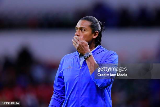 Joel Huiqui, assistant coach of Cruz Azul, gestures during the 12th round match between Cruz Azul and Pumas UNAM as part of the Torneo Apertura 2023...