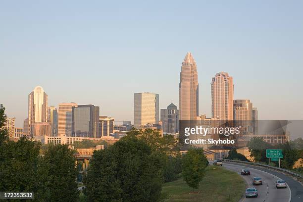 charlotte, nc - charlotte north carolina skyline stock pictures, royalty-free photos & images