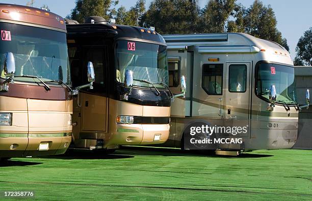 rv dealership - camping bus stock pictures, royalty-free photos & images