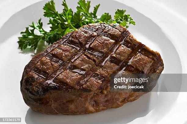 filet mignon - steak plate stock pictures, royalty-free photos & images