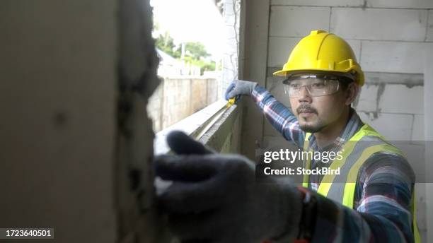 Man Using Level 486 Construction Level Meter Stock Photos, High-Res Pictures, and ...
