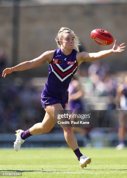 Hayley Miller of the Dockers in action during the round six AFLW match between Fremantle Dockers and North Melbourne Kangaroos at Fremantle Oval, on...