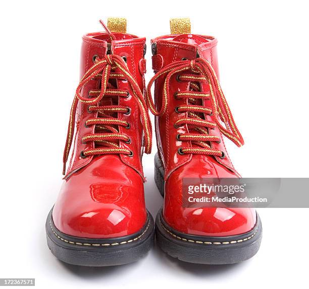 botas vermelho - bota imagens e fotografias de stock