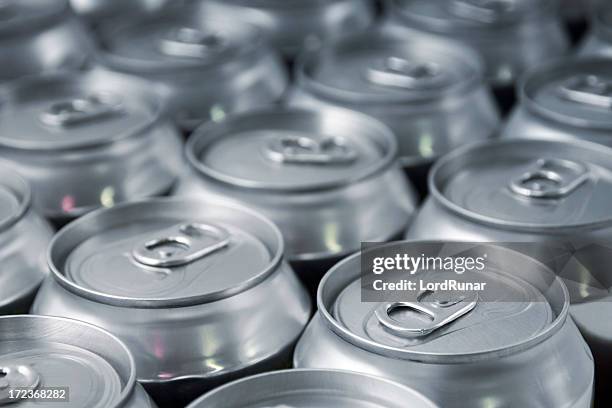 les boissons - boîte en fer blanc photos et images de collection
