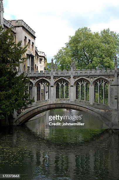 the bridge of sighs, cambridge university - cambridge england stock pictures, royalty-free photos & images