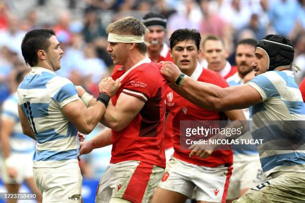Argentina's wing Mateo Carreras, Wales' number eight Aaron Wainwright, Wales' wing Louis Rees-Zammit, Argentina's hooker Julian Montoya and...