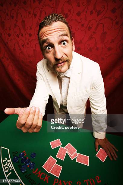 クレイジーなカジノ - casino worker ストックフォトと画像