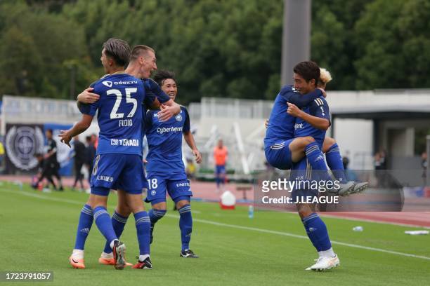 Zento UNO of FC Machida Zelvia celebrates scoring his side's second goal during the J.LEAGUE Meiji Yasuda J2 38th Sec. Match between FC Machida...