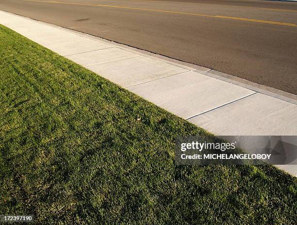 street sidewalk travel - kerb stock pictures, royalty-free photos & images