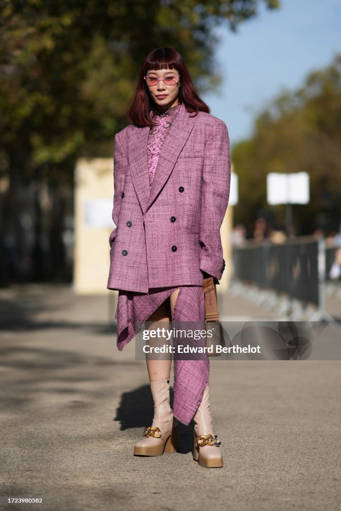 Street Style - Paris Fashion Week - Womenswear Spring/Summer 2024 - Day Eight