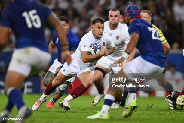 Danny Care of England on his way to scoring the winning try during the Rugby World Cup France 2023 match between England and Samoa at Stade Pierre...
