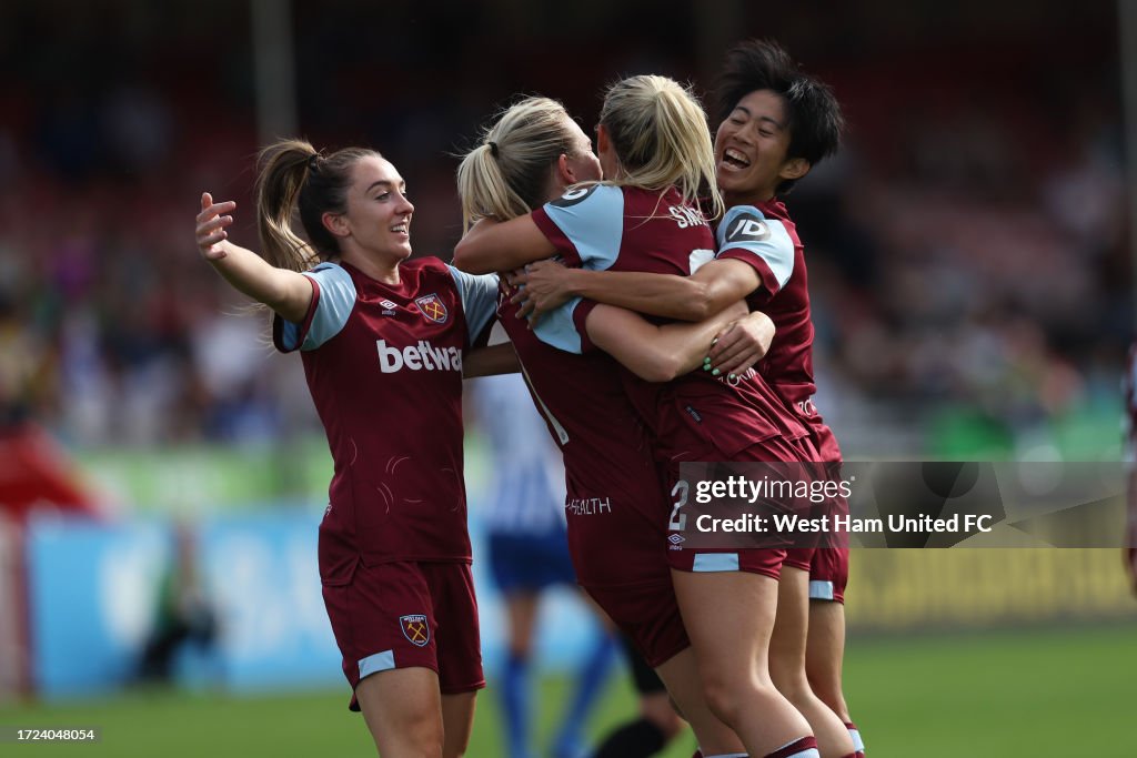 Brighton & Hove Albion v West Ham United - Barclays Women´s Super League