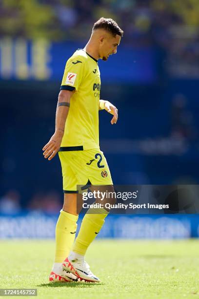 Yeremi Pino of Villarreal CF leaves the pitch following an injury during the LaLiga EA Sports match between Villarreal CF and UD Las Palmas at...