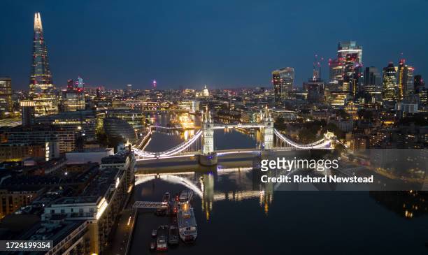 london landmarks at night - 24 hours stock pictures, royalty-free photos & images