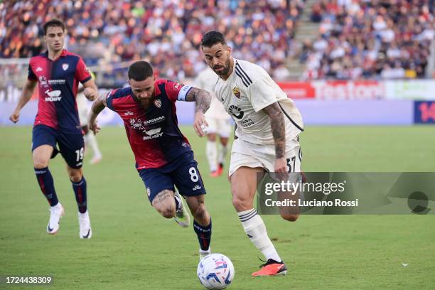 Roma player Leonardo Spinazzola during the Serie A TIM match between Cagliari Calcio and AS Roma at Sardegna Arena on October 08, 2023 in Cagliari,...