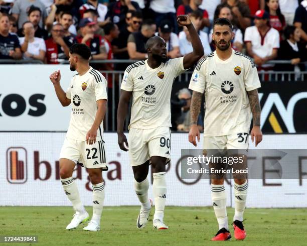 Romelu Lukaku of Roma celebrates his goal 0-2 during the Serie A TIM match between Cagliari Calcio and AS Roma at Sardegna Arena on October 08, 2023...
