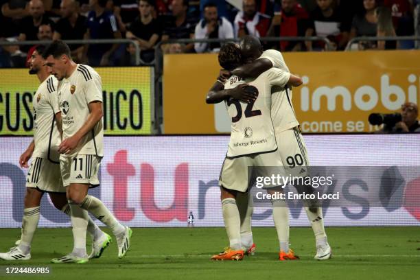 Romelu Lukaku of Cagliari celebrates his goal 0-4 during the Serie A TIM match between Cagliari Calcio and AS Roma at Sardegna Arena on October 08,...