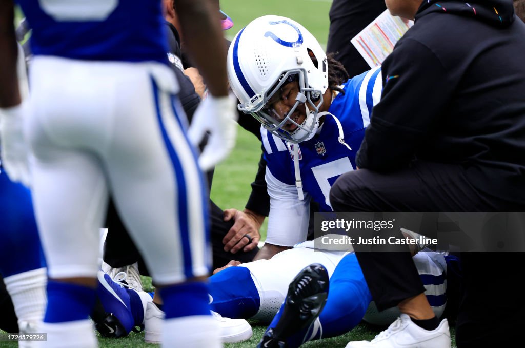 Tennessee Titans v Indianapolis Colts