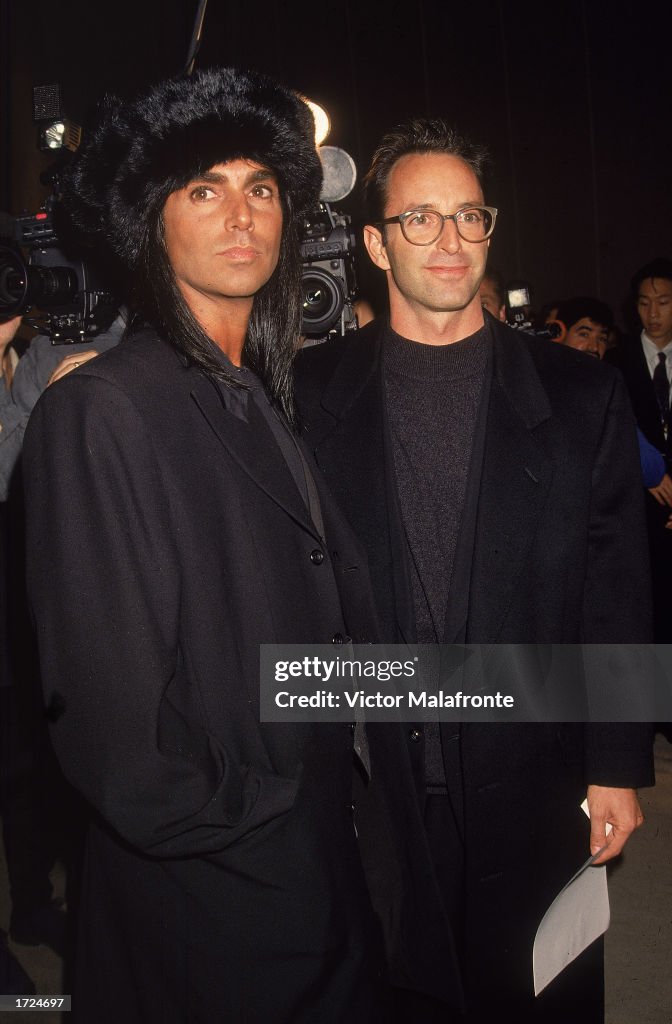 Steven Emisel American fashion photographers Steven Meisel pose together, c. 1990 ...
