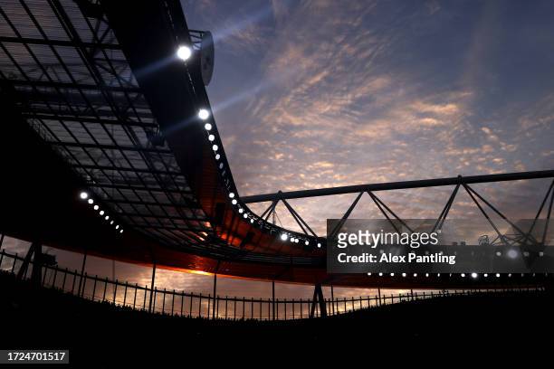 General view inside the stadium as the sun sets during the Premier League match between Arsenal FC and Manchester City at Emirates Stadium on October...