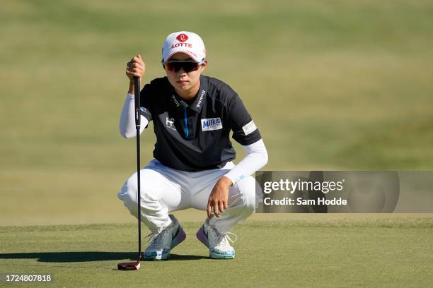 Hyo Joo Kim of South Korea lines up a putt on the 18th green during the final round of The Ascendant LPGA benefiting Volunteers of America at Old...