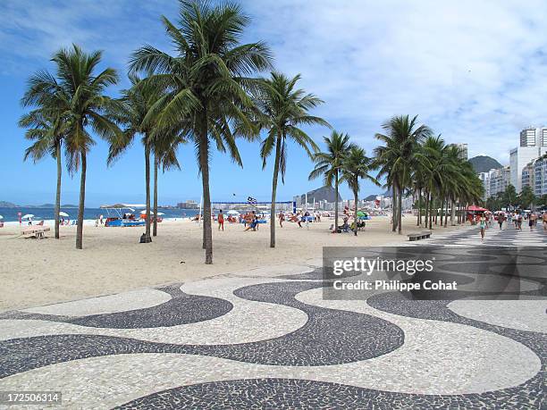 leme / copacabana beach, rio de janeiro - deelstaat rio de janeiro stockfoto's en -beelden