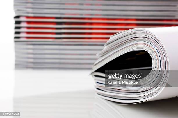 fresh magazines - news stand stock pictures, royalty-free photos & images