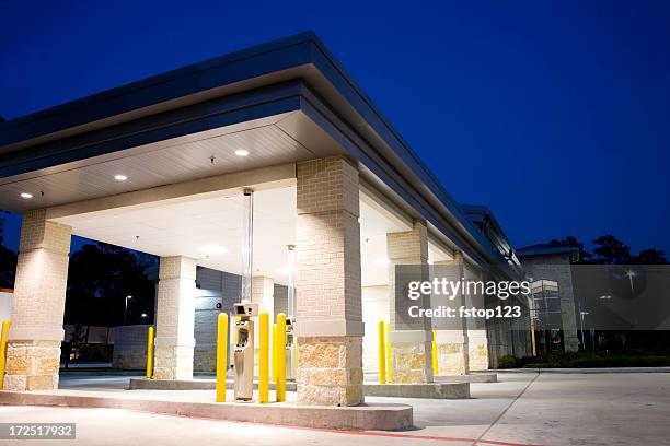 banca drive thru - ribera característica de la tierra fotografías e imágenes de stock