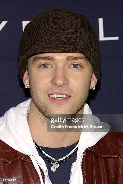 Recording artist Justin Timberlake attends the 2003 Teen People and Universal Records Party at the Ivar Night Club on January 13, 2003 in Hollywood,...