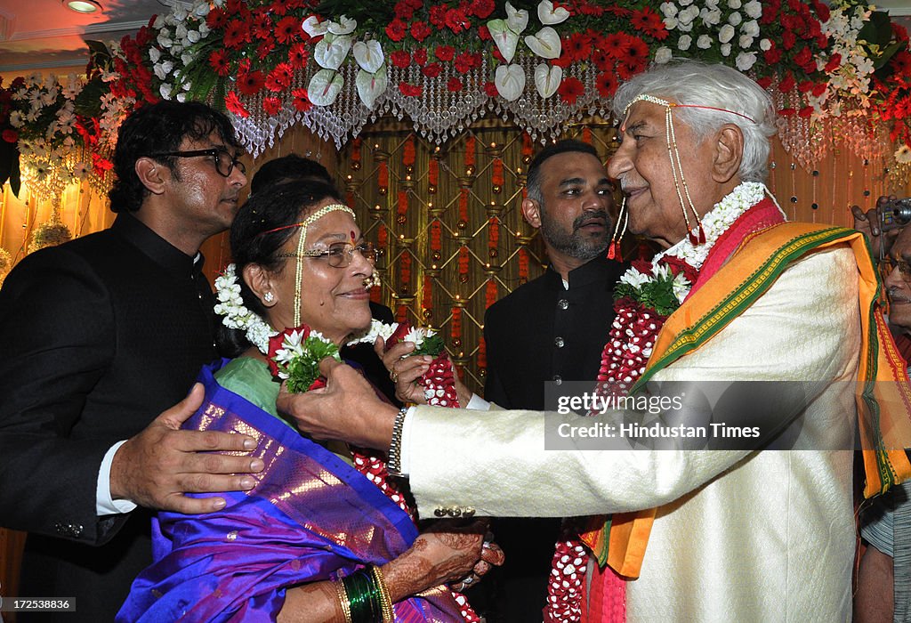 50th Wedding Anniversary Of Veteran Actors Ramesh Deo And Seema Deo