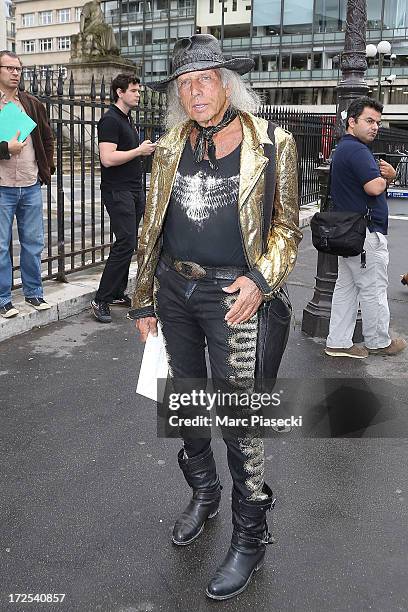 James Goldstein attends the Elie Saab show as part of Paris Fashion Week Haute-Couture Fall/Winter 2013-2014 at Palais Brongniart on July 3, 2013 in...