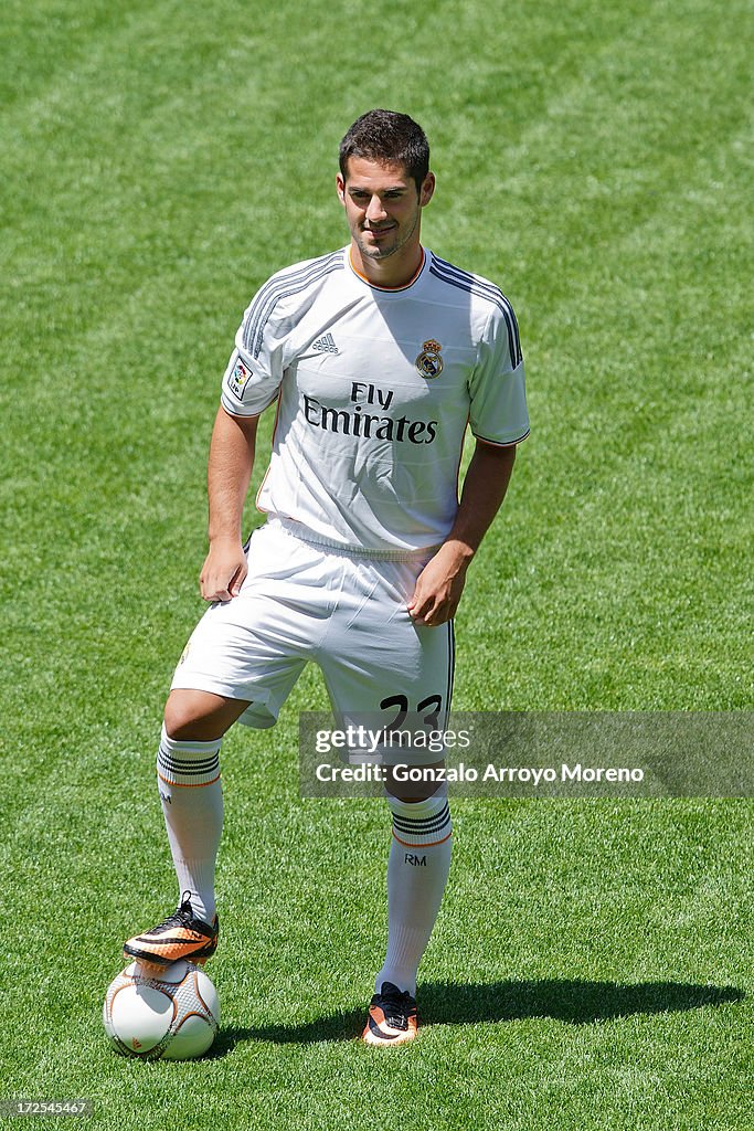 Isco Joins Real Madrid CF