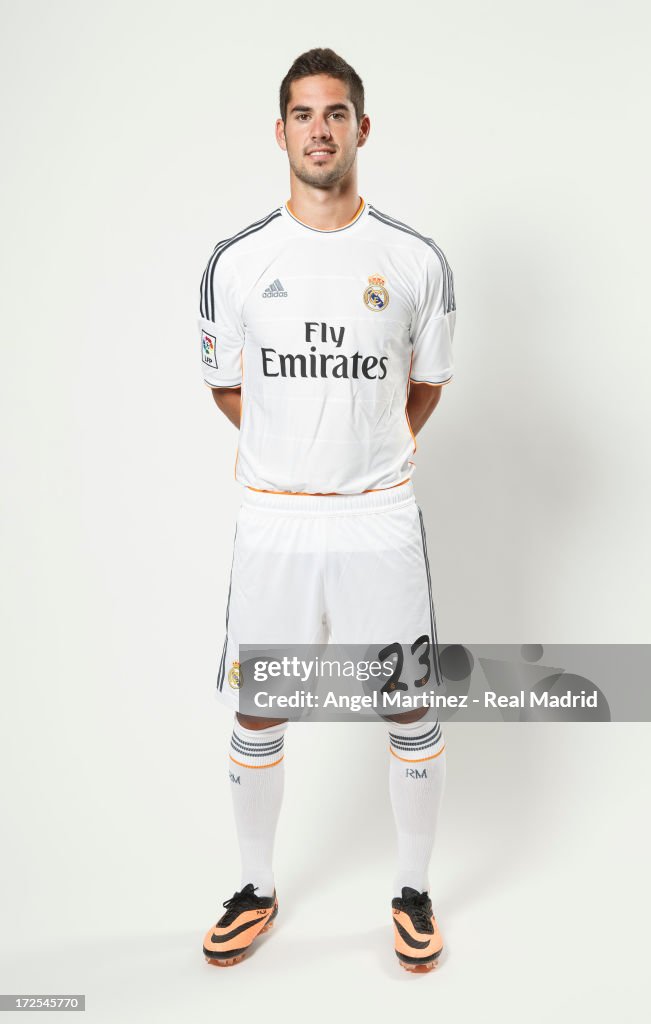 Isco Joins Real Madrid CF