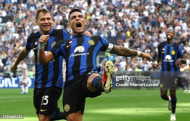 Lautaro Martinez of FC Internazionale celebrates his goal during the Serie A TIM match between FC Internazionale and Bologna FC at Stadio Giuseppe...