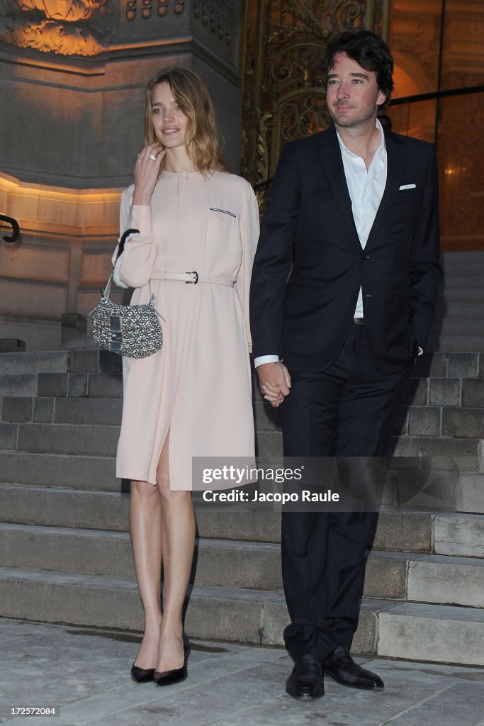 'The Glory Of Water' : Karl Lagerfeld's Exhibition Dinner -Outside Arrivals At Fendi